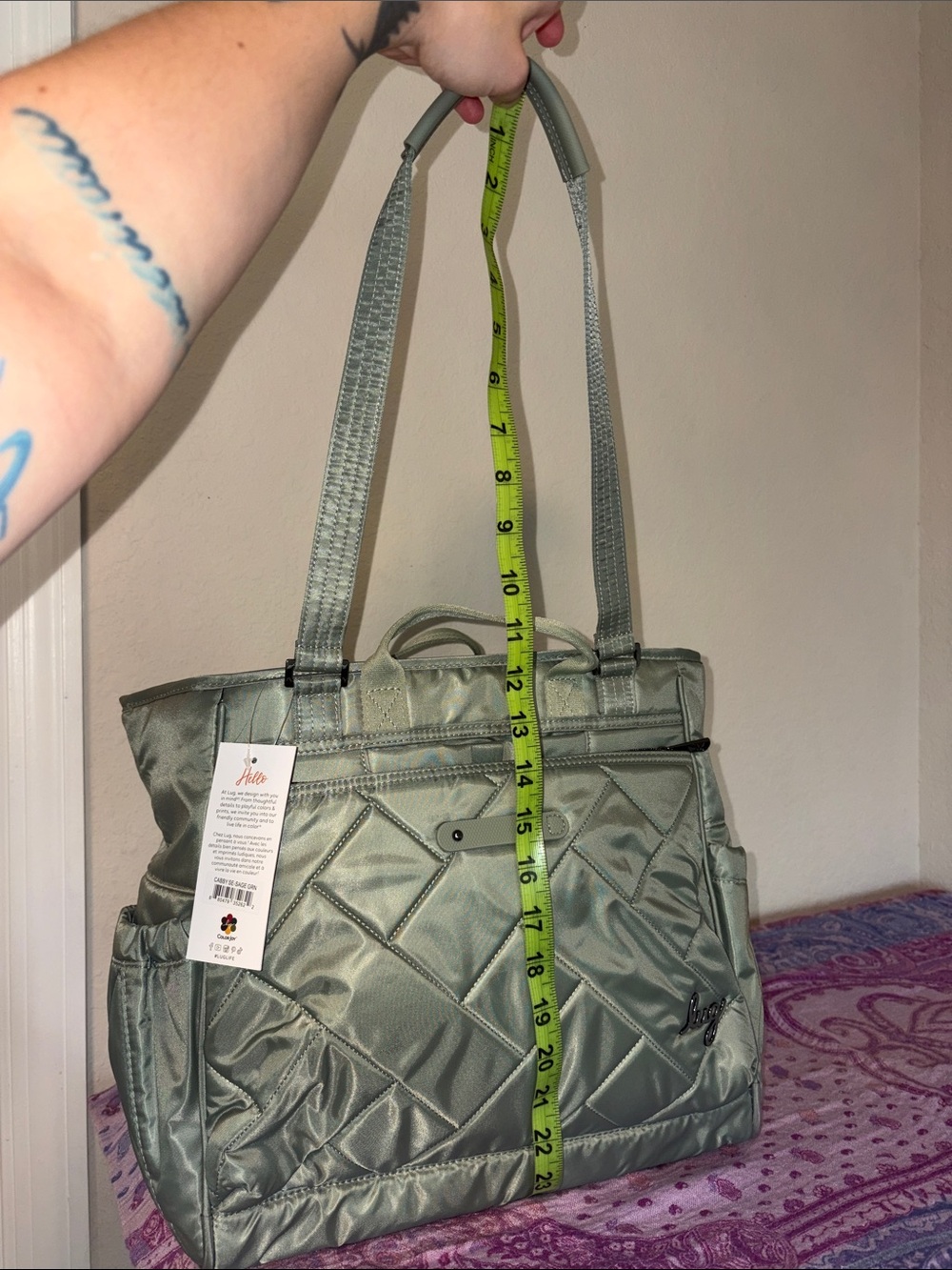 Lug Cabby Se Sage Green with Daisies - Picture 3 of 12